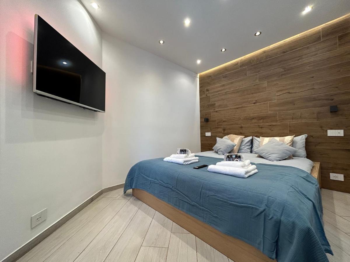 Terra Apartment - Ski In & Ski Out - Cerviniaholidays-Com Breuil-Cervinia Exterior photo