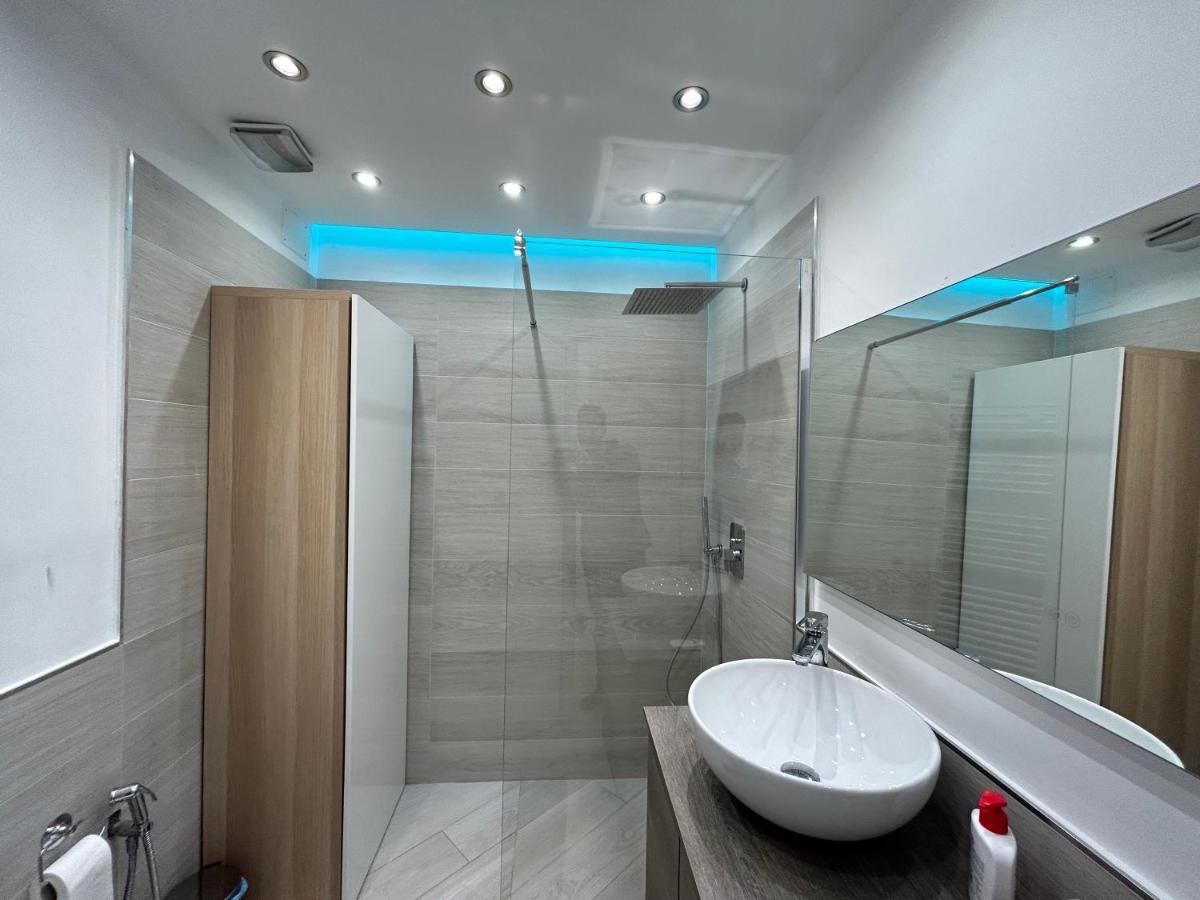 Terra Apartment - Ski In & Ski Out - Cerviniaholidays-Com Breuil-Cervinia Exterior photo
